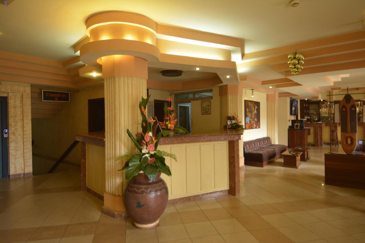 Merina Hotel Yaoundé Exterior foto