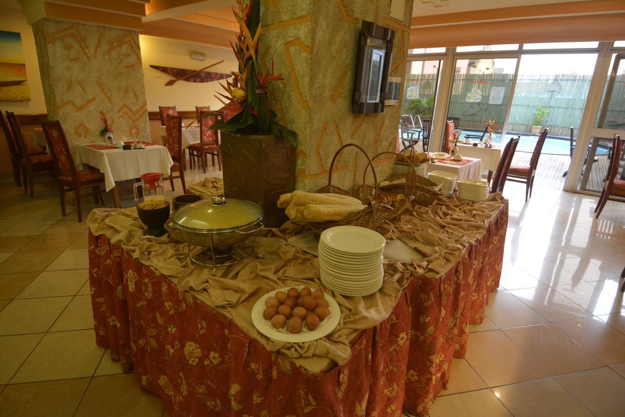 Merina Hotel Yaoundé Exterior foto